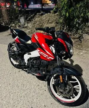 Bajaj Pulsar NS 160 2022 Red