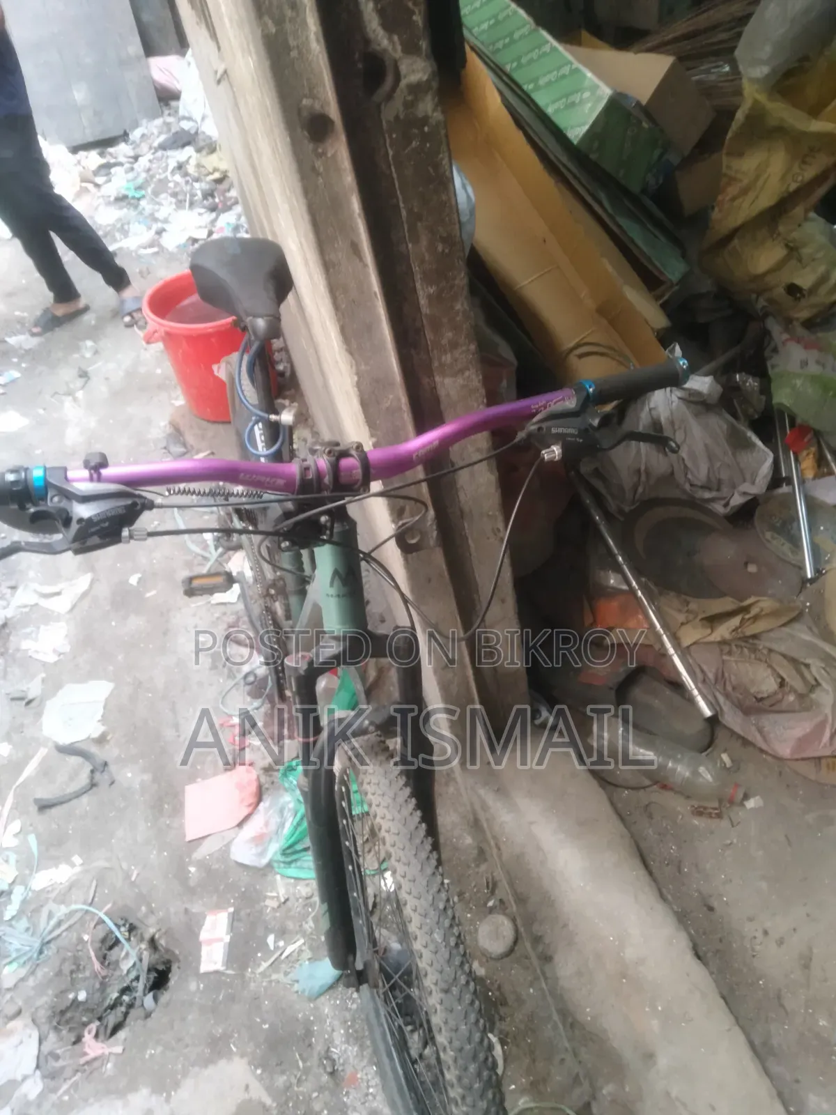 ফ্রেশ কন্ডিশন ম্যারিন সাইকেল