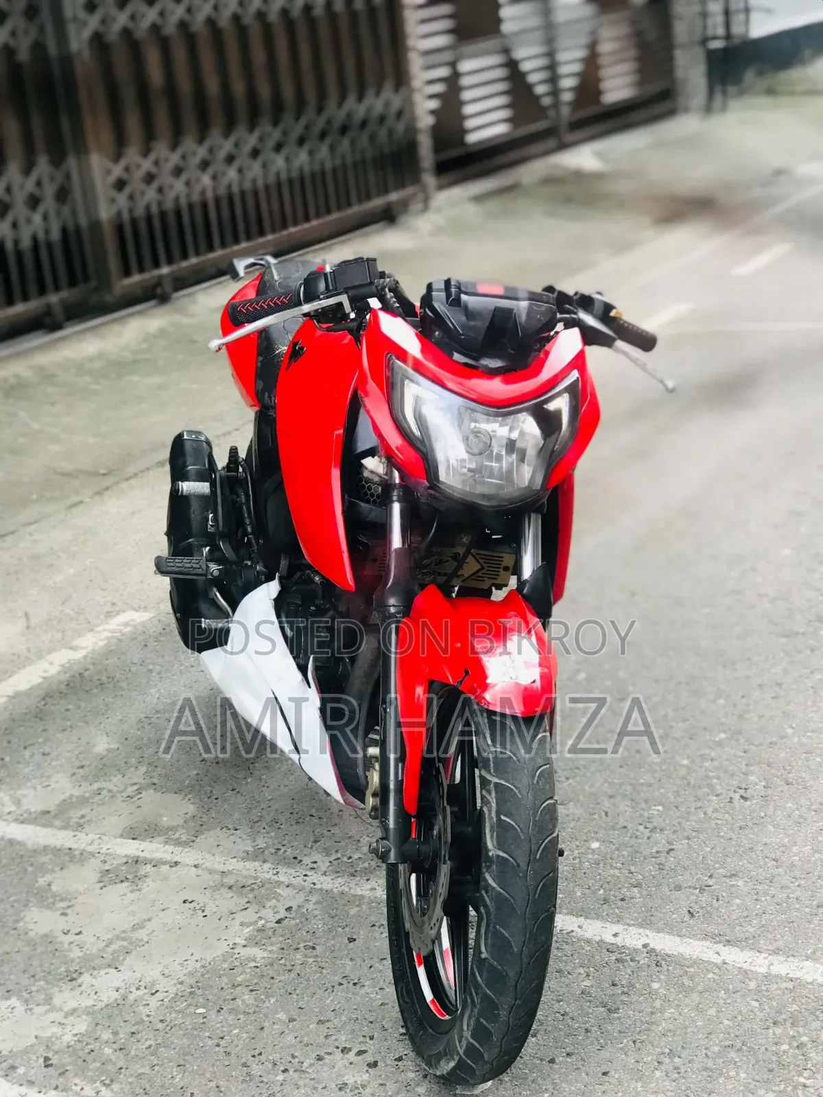 TVS Apache RTR 160 4V 2019 Red