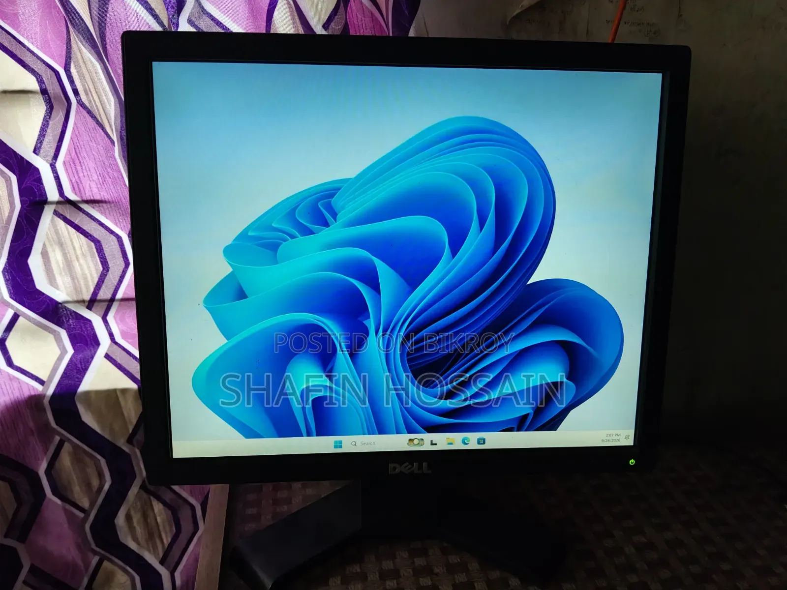 Dell LCD Monitor 17''