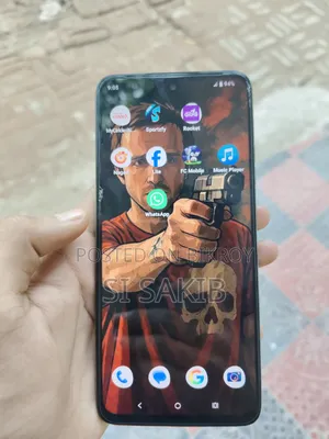 মোটরসাইকেল মোটো জি৩৫ ১২৮ জিবি সবুজ
