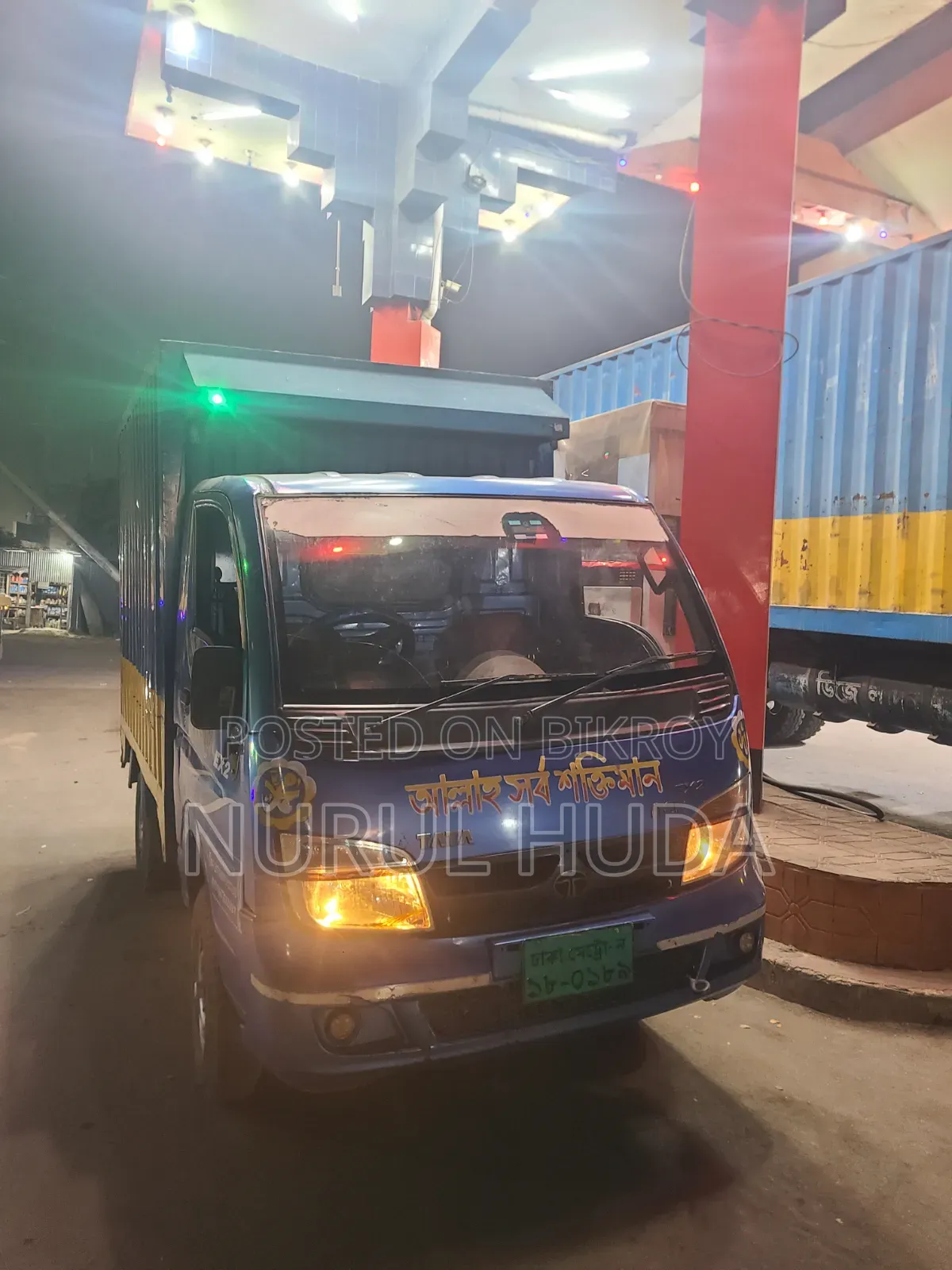 টাটা এক্স২ কভার্ড ভ্যান