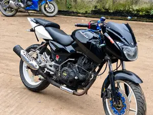 Bajaj Pulsar 150 2011 Black
