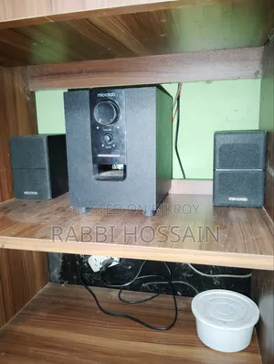 খুবই ভালো স্পিকারটা একদম নতুনের মতই আছে যত ইচ্ছা বাজিয়ে দেখে নিবেন