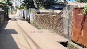 কক্সবাজার শহরের রুমালিয়ারছড়া এলাকায় ৩ গন্ডা জমি বিক্রয় করা হবে।