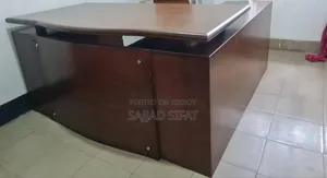 Official Table Chair Urgent Sell