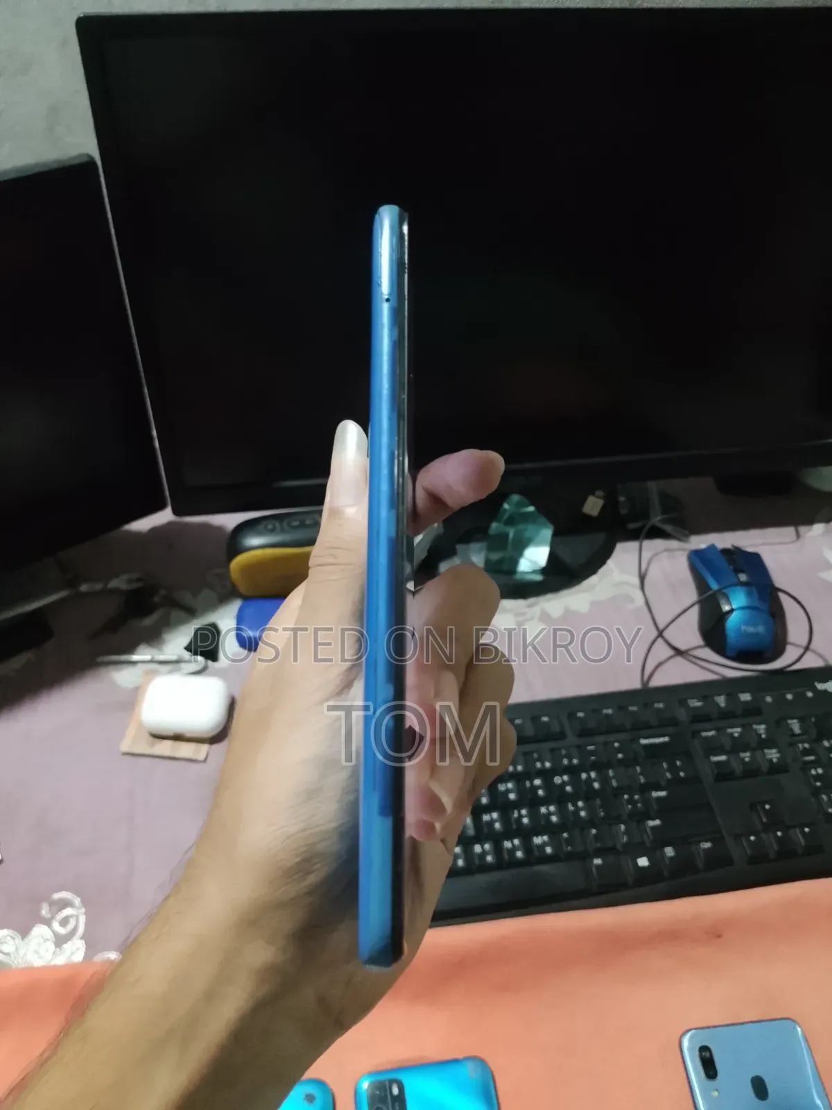 স্যামসাং গ্যালাক্সি এ৫০ ১২৮ জিবি গ্রে