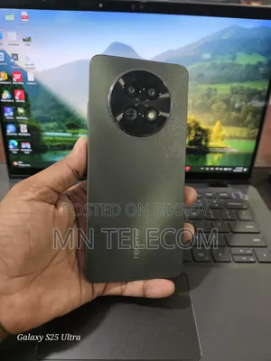 রিয়েলমি ৮ জিবি সবুজ