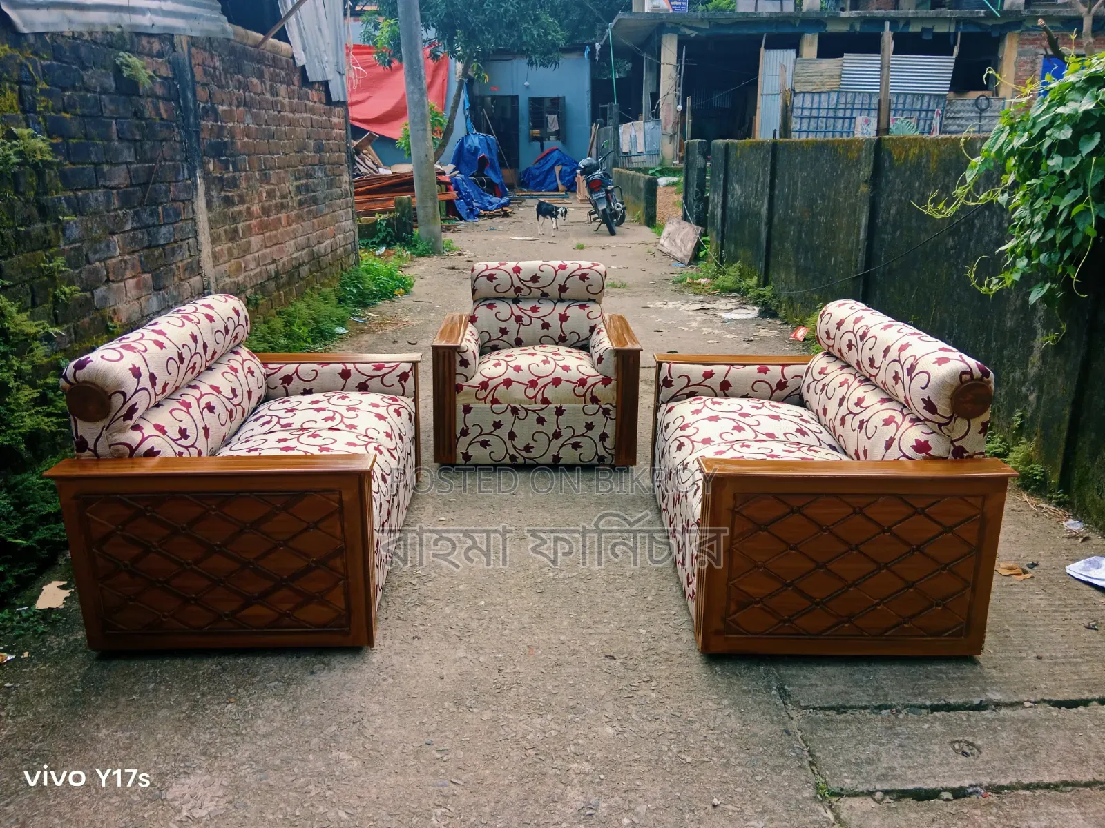 New Teak Color Box Sofa Set with Center Table