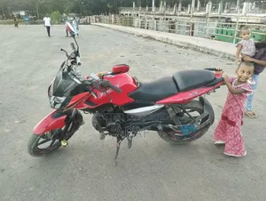 Bajaj Pulsar 135 LS 2015 Red