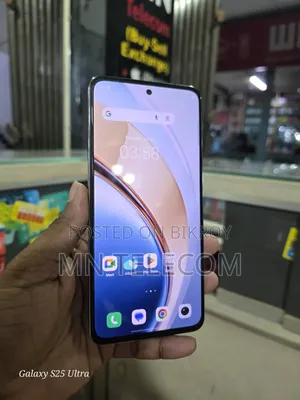 Vivo Y300 128 GB Gold