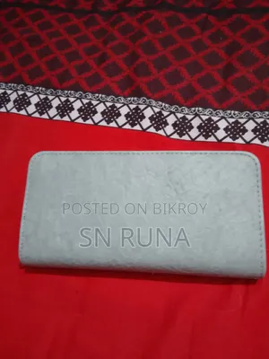 মহিলাদের হ্যান্ড পার্স
