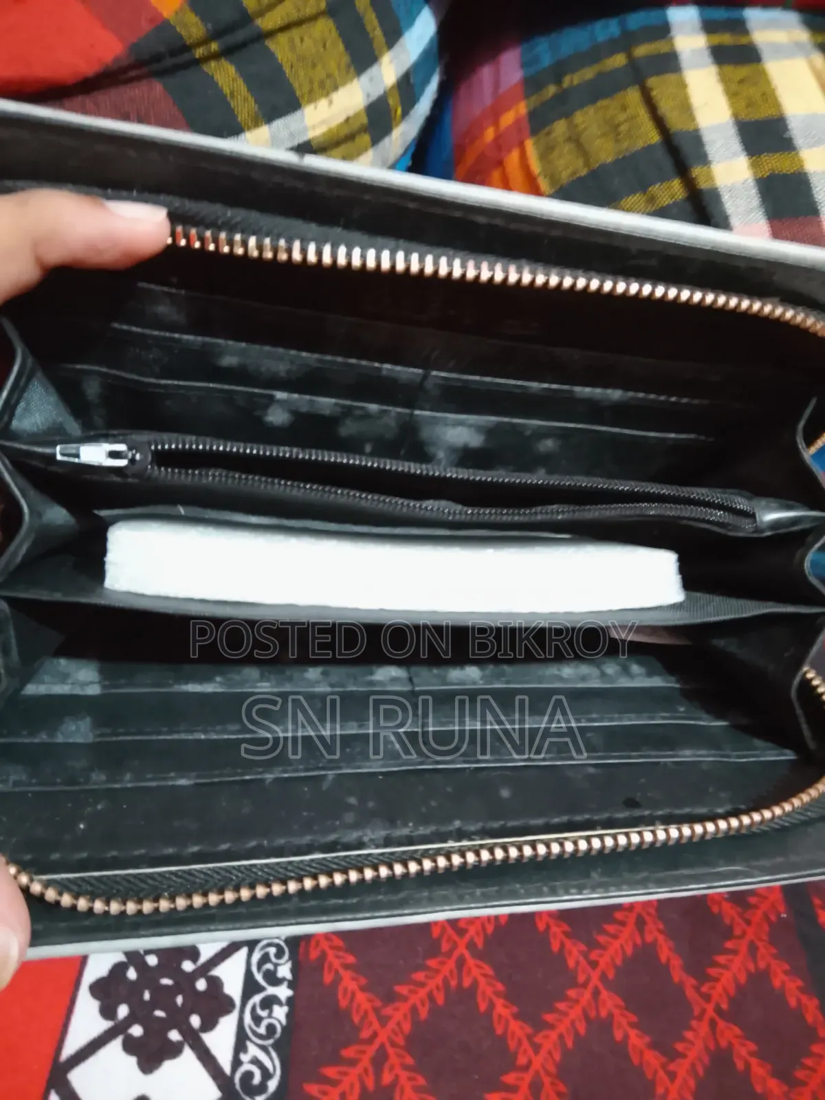 মহিলাদের হ্যান্ড পার্স