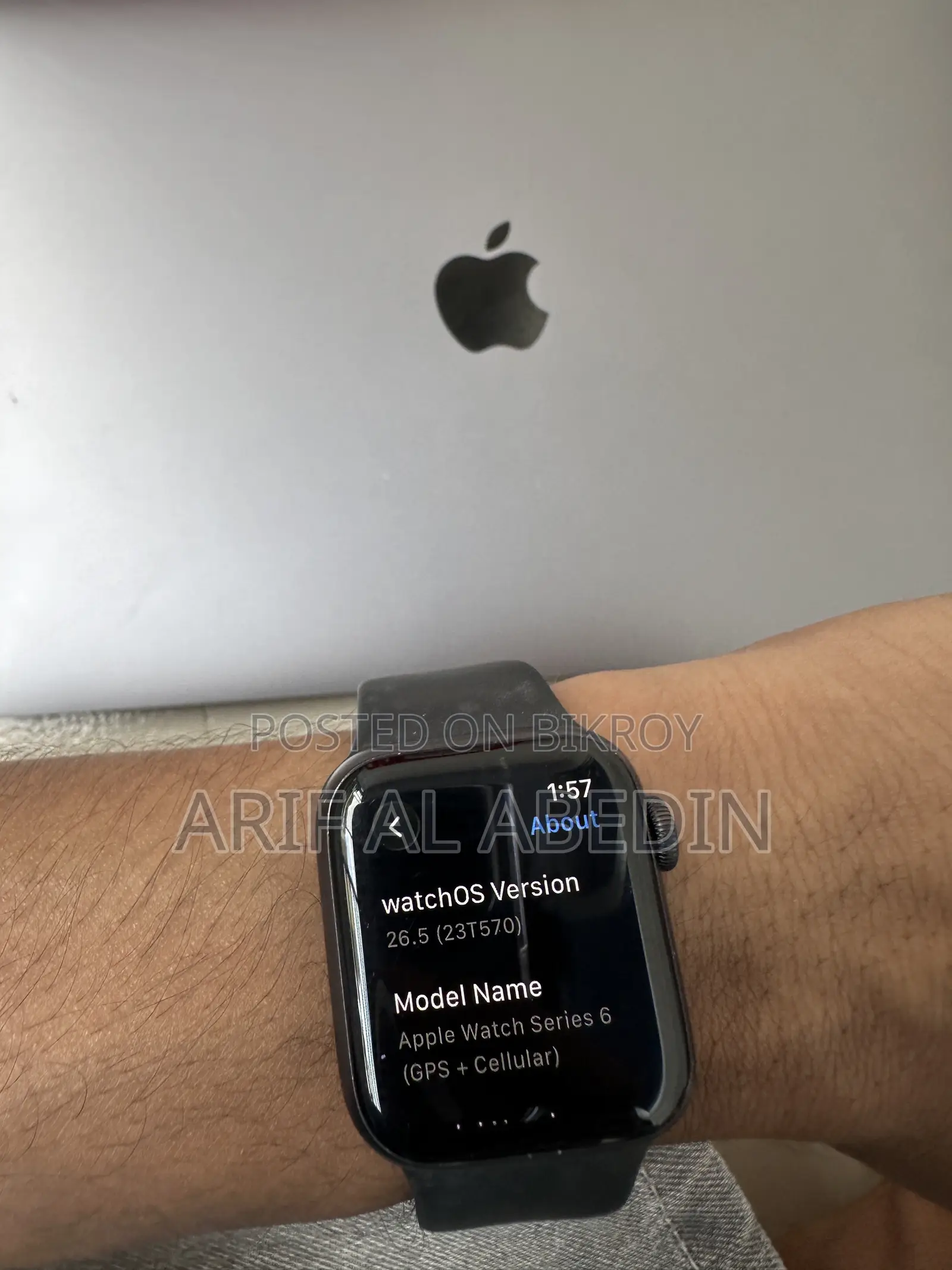 Apple Watch Series 6 (40mm, GPS + Cellular) - Excellent Condition