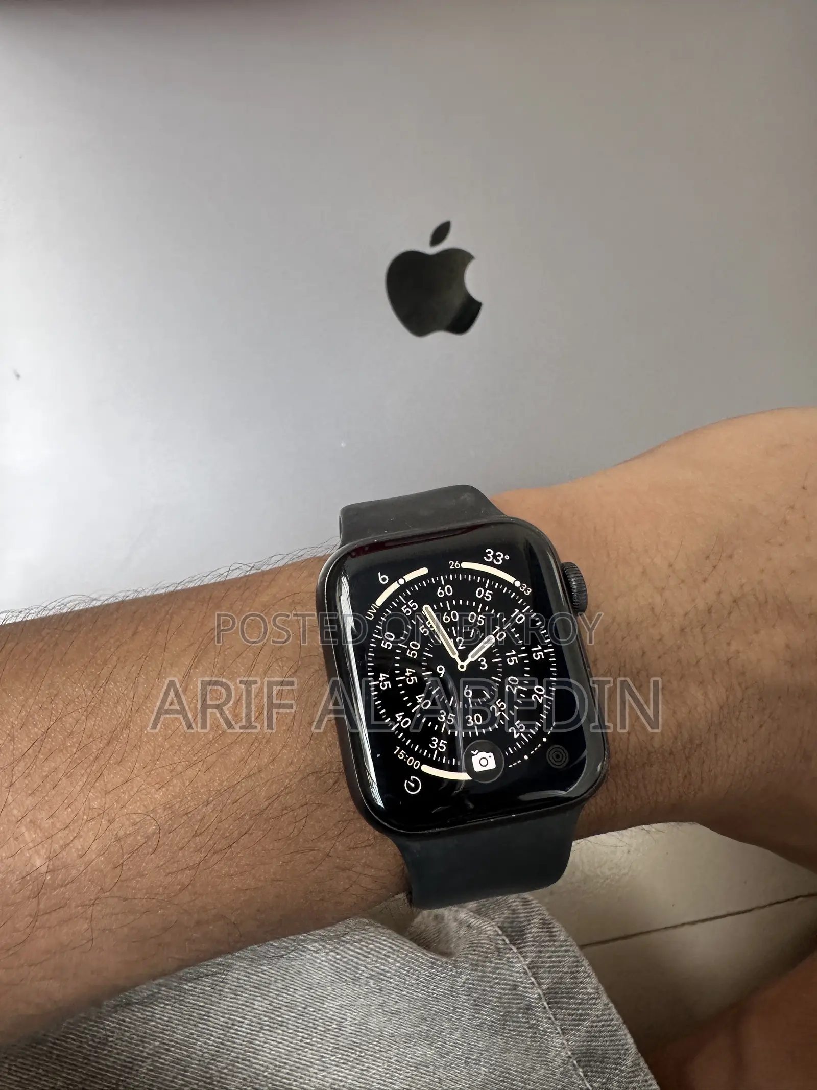 Apple Watch Series 6 (40mm, GPS + Cellular) - Excellent Condition
