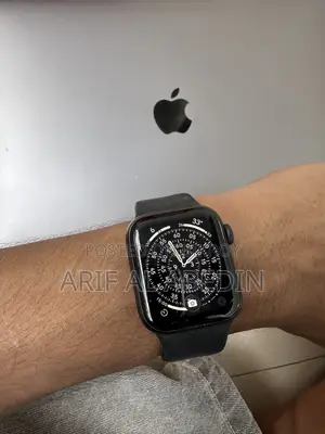 Apple Watch Series 6 (40mm, GPS + Cellular) - Excellent Condition