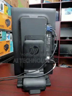 HP Compaq LA2006x – 20-inch HD+ LED 180-Degree Rotate Monitor