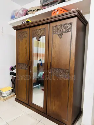 Almirah/Cupboard