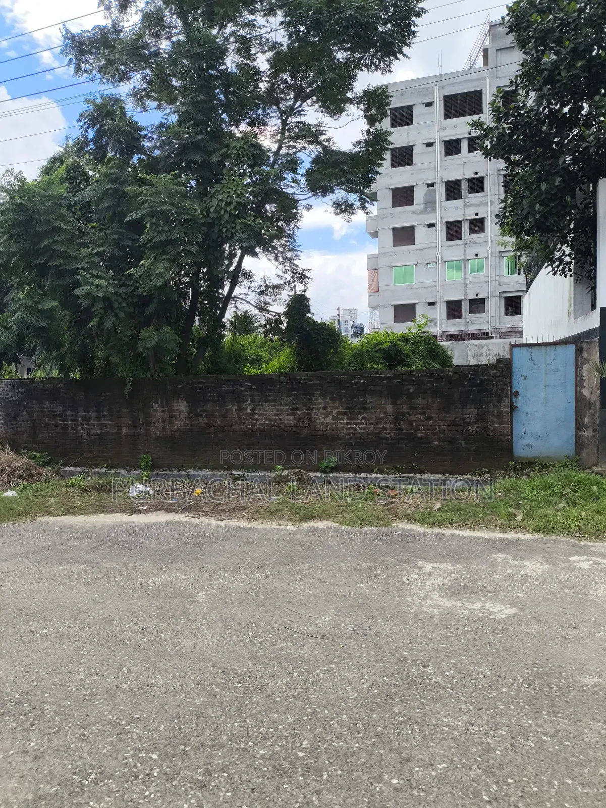 100Ft Road South Face 10 katha Plot Urgent Sale in Sector:10, Purbachal