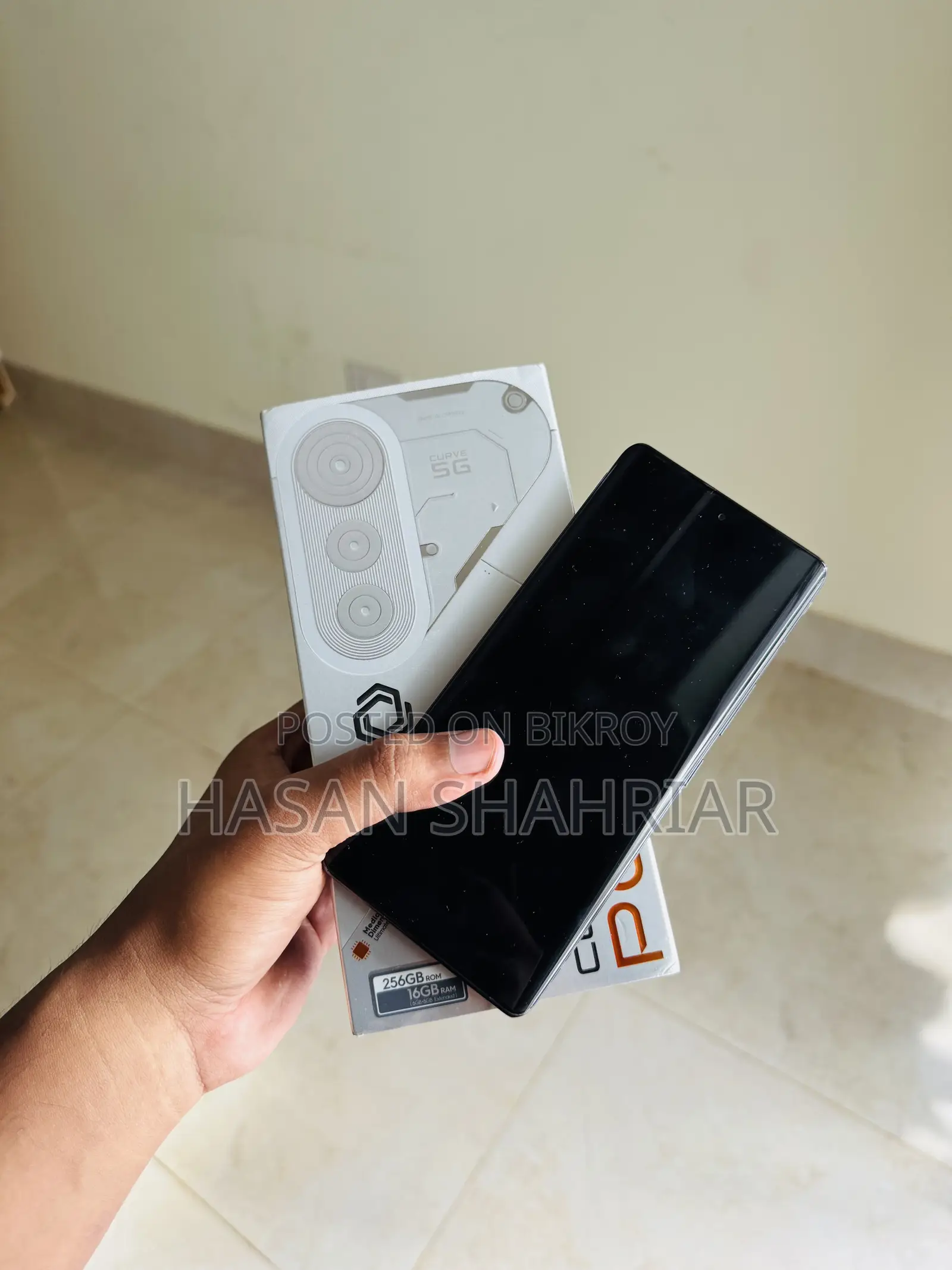 Tecno Pova Curve 256 GB Black