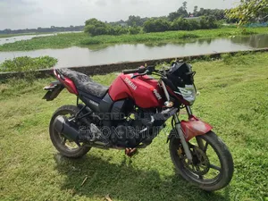 Yamaha FZ 2012 Red