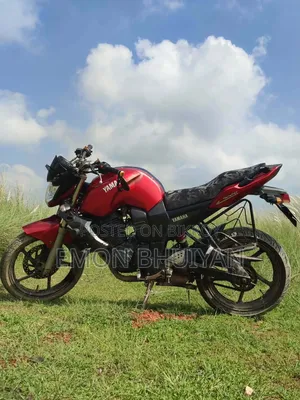 Yamaha FZ 2012 Red