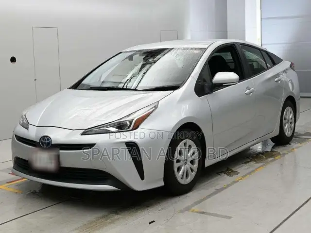 Toyota Prius 2021 Silver