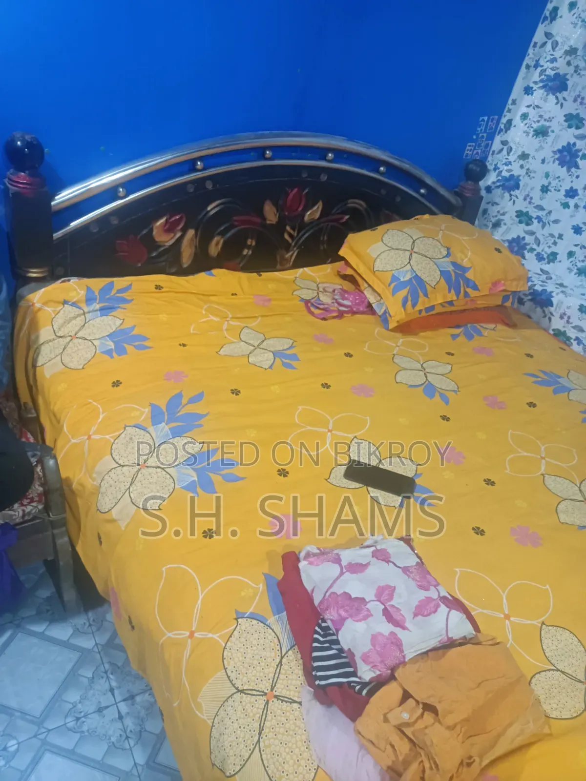 5/7 Iron + Wooden Bed