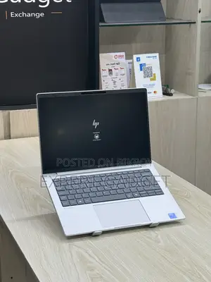 Laptop HP EliteBook 8 G1i 16GB Intel Core Ultra 5 SSD 512GB