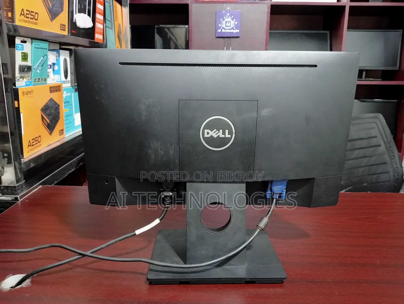 Spot ** Dell 19inch HD+ Wide Desktop Monitor