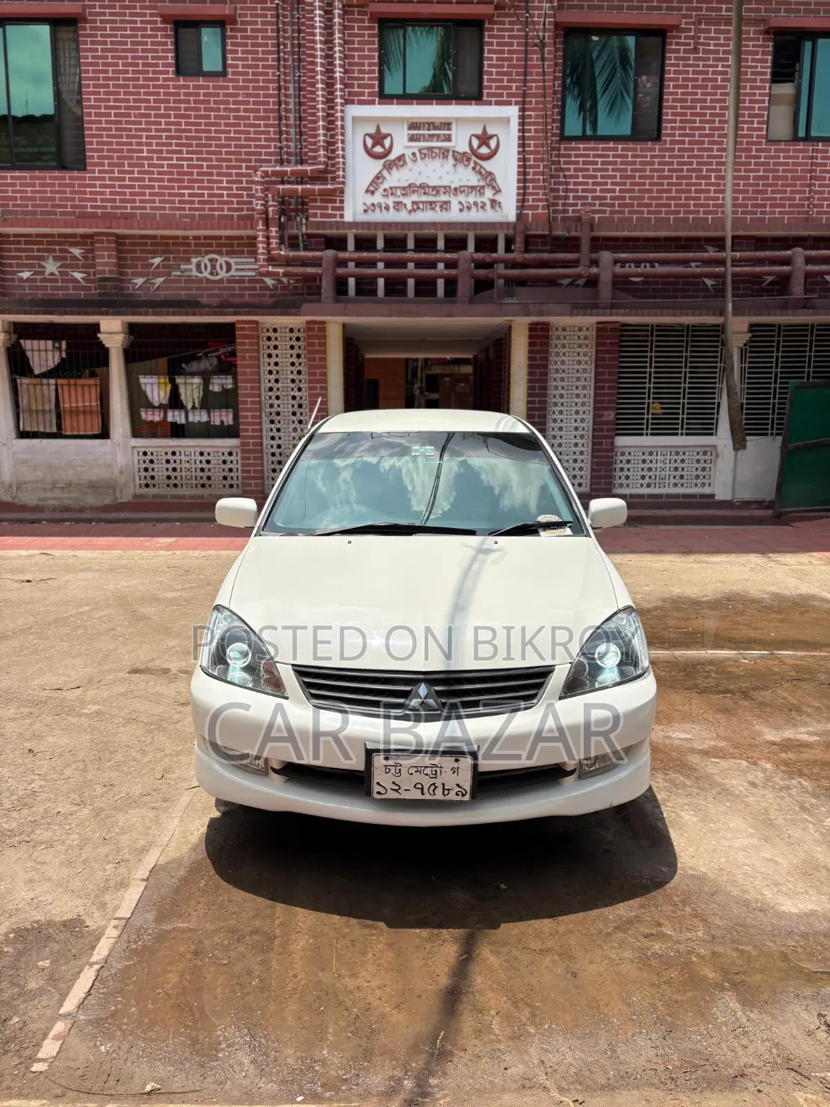 Mitsubishi Lancer 2006 White