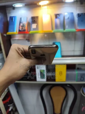 অ্যাপল আইফোন এক্সএস ৫১২ জিবি গোল্ড