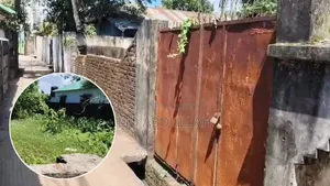 কক্সবাজার শহরের রুমালিয়ারছড়া এলাকায় ৩ গন্ডা জমি বিক্রয় করা হবে।
