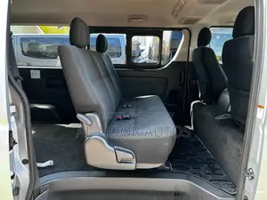 Toyota HiAce 2021 Silver