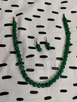 Green Jade Beaded Necklace and Earring Set