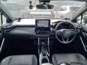 Toyota Corolla Cross 1.8 Hybrid AWD 2021 Black
