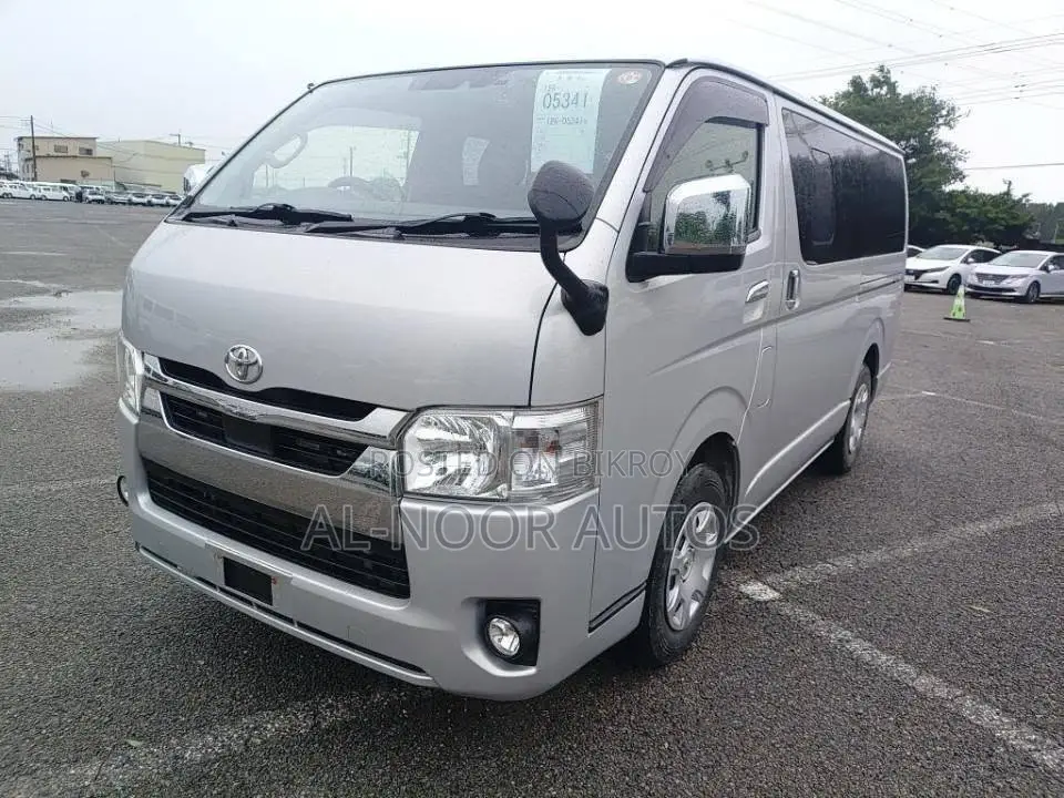 Toyota HiAce 2021 Silver