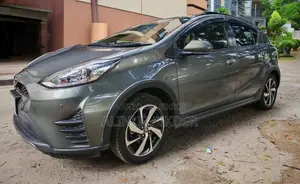 Toyota Aqua 2020 Green