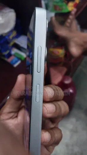 নতুন ভিলায়ন ভি৫০এস ৬৪ জিবি রূপালী