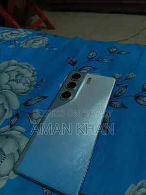Tecno Camon 40 256 GB Blue