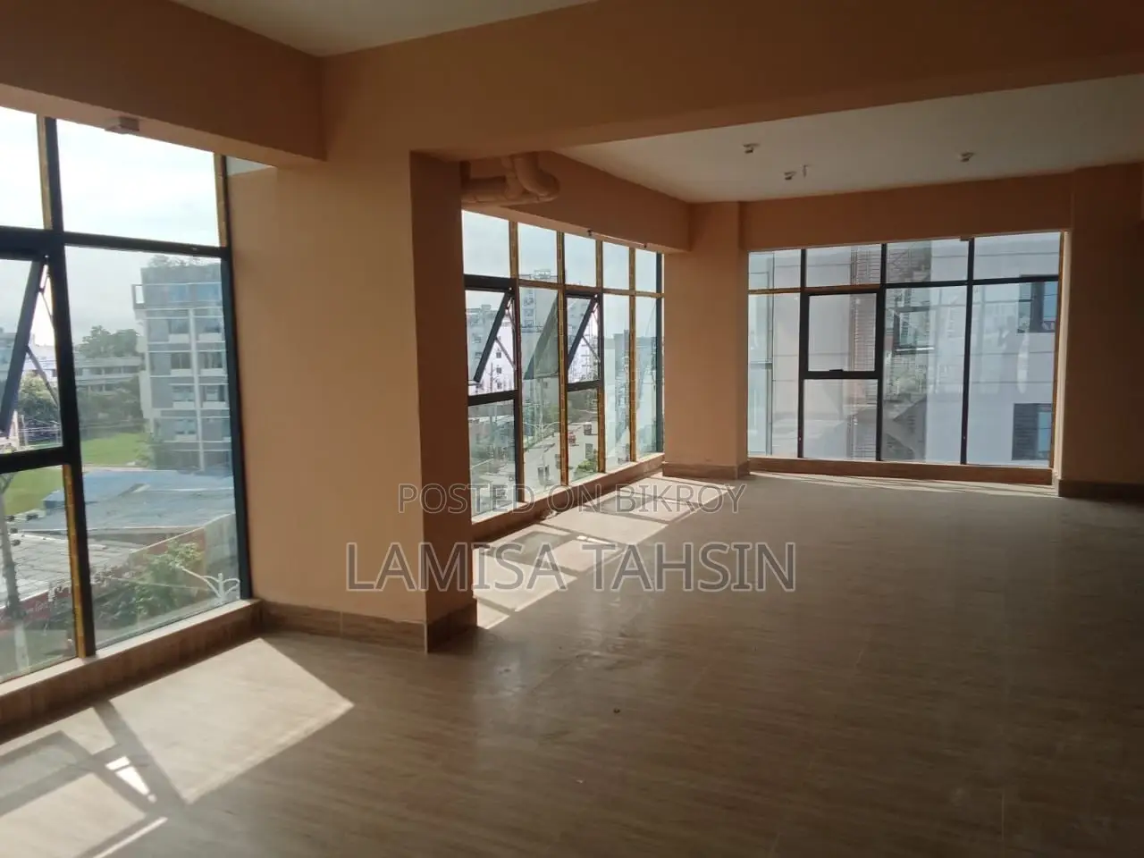 Office/Commercial Space to Rest in Khulna