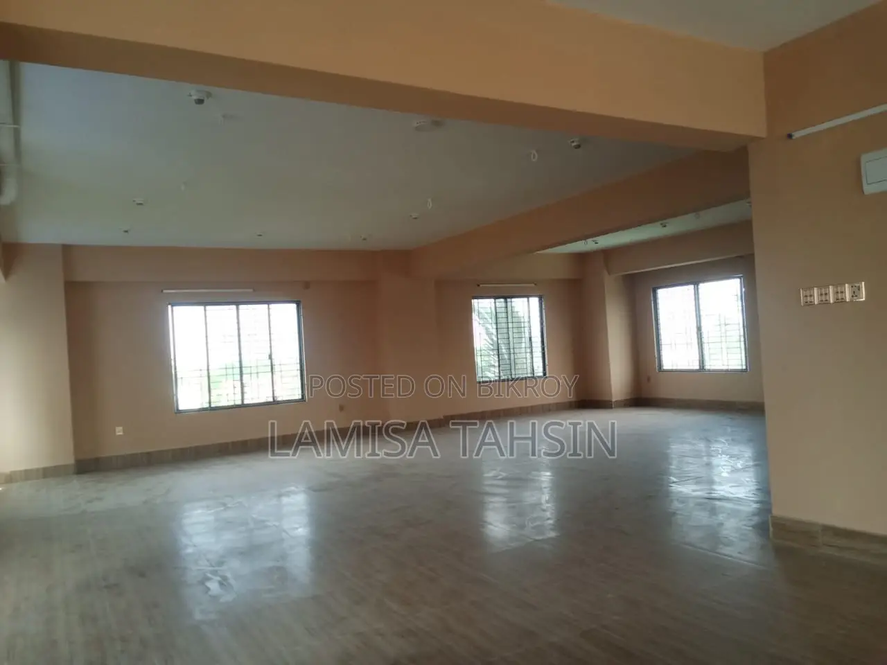 Office/Commercial Space to Rest in Khulna