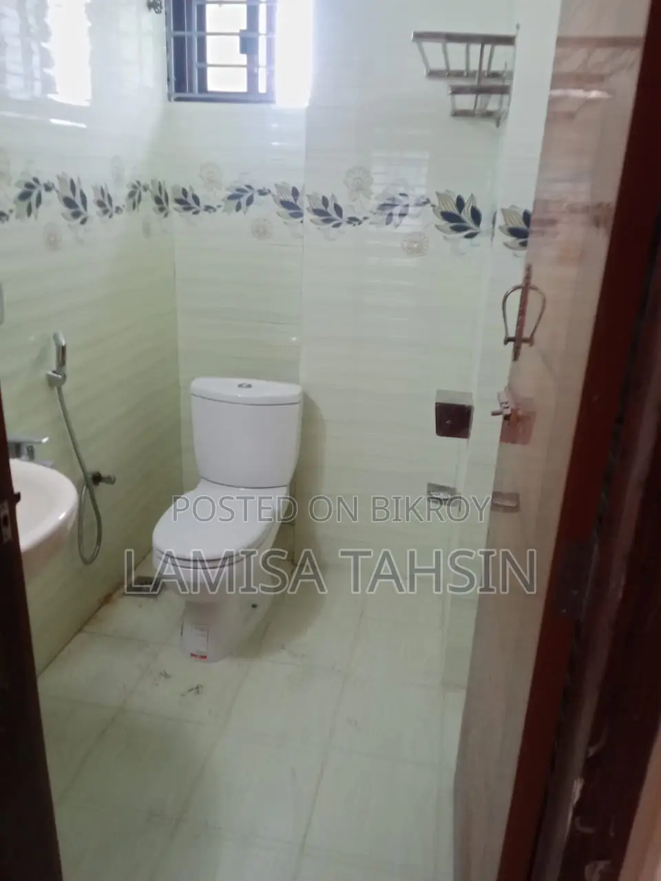 Office/Commercial Space to Rest in Khulna