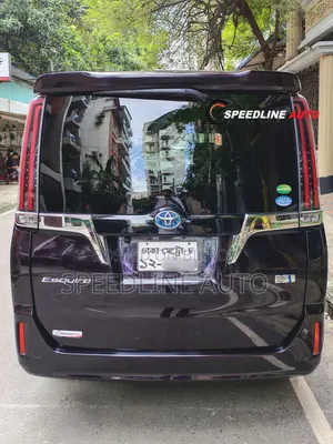 টয়োটা এস্কোয়ায়ার ২০১৮ মারুন