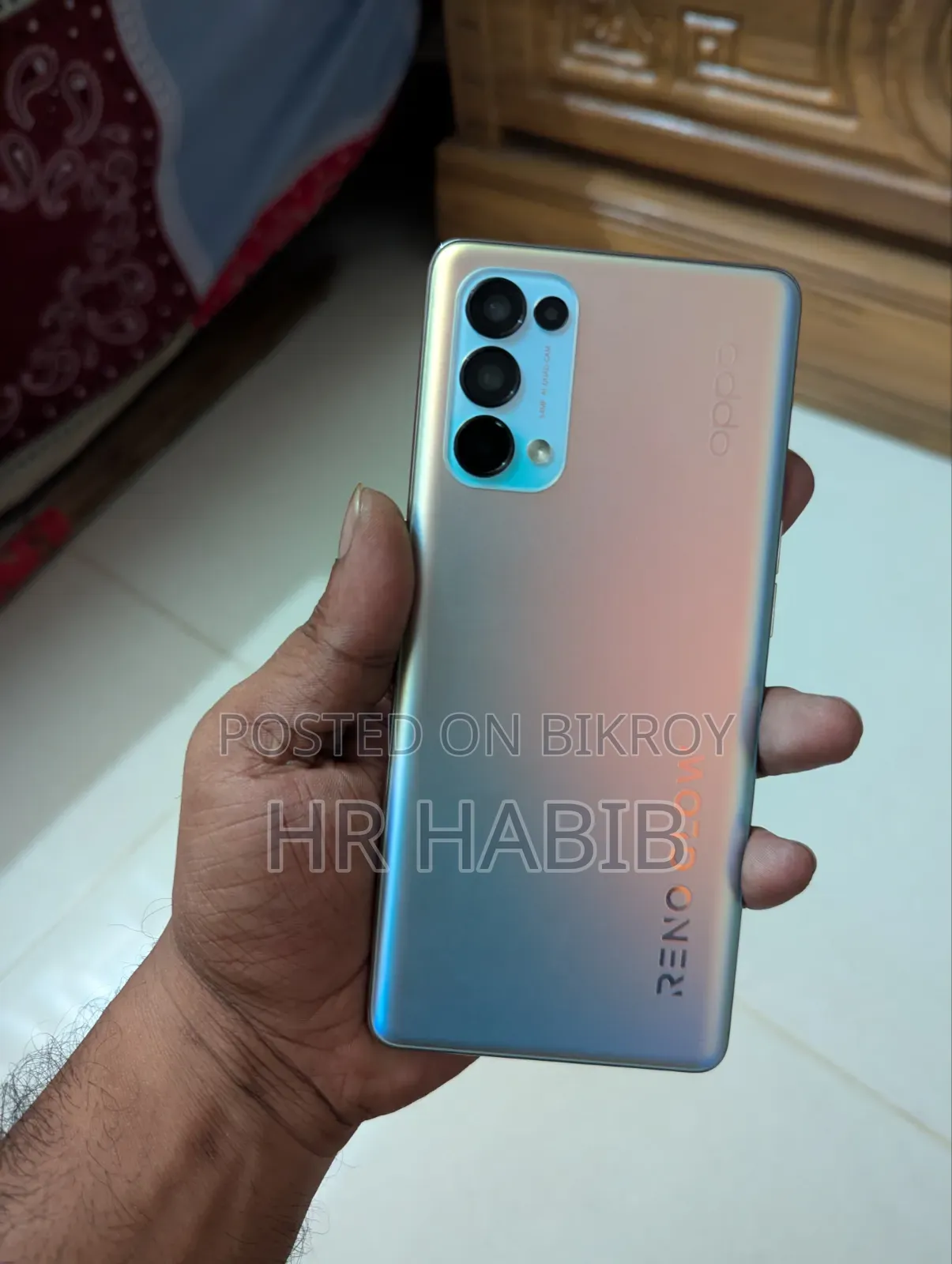 অপো রেনো৫ প্রো ৫জি ২৫৬ জিবি সিলভার
