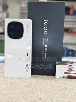 Vivo iQOO 12 256 GB White
