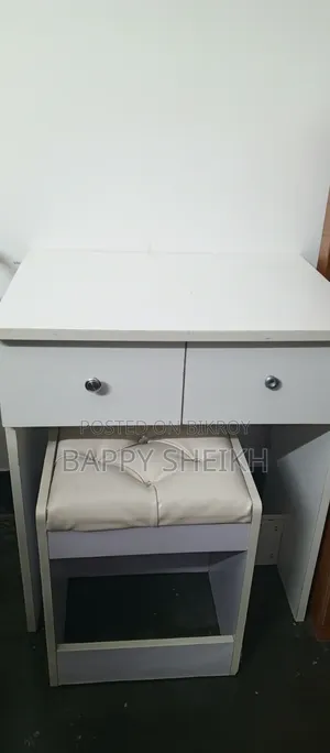 Study Table + Seater