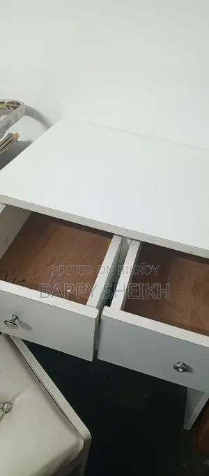 Study Table + Seater