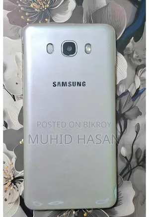 স্যামসাং গ্যালাক্সি জে৭ ৩২ জিবি