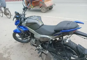 Hero Dash 125 ২০২৫ নীল
